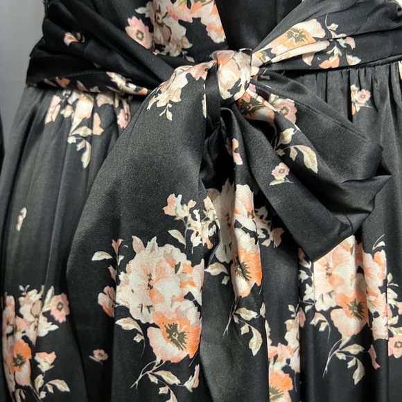 Pinch Women’s Black Satin Smoked Maxi Slit Floral Long Sleeve V Neck Dress Med - Picture 15 of 15